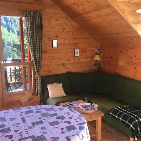 Le Cubèt Hameau des Chazals Nevache Hautes Alpes Extérieur photo