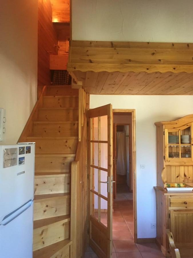 Le Cubèt Hameau des Chazals Nevache Hautes Alpes Extérieur photo