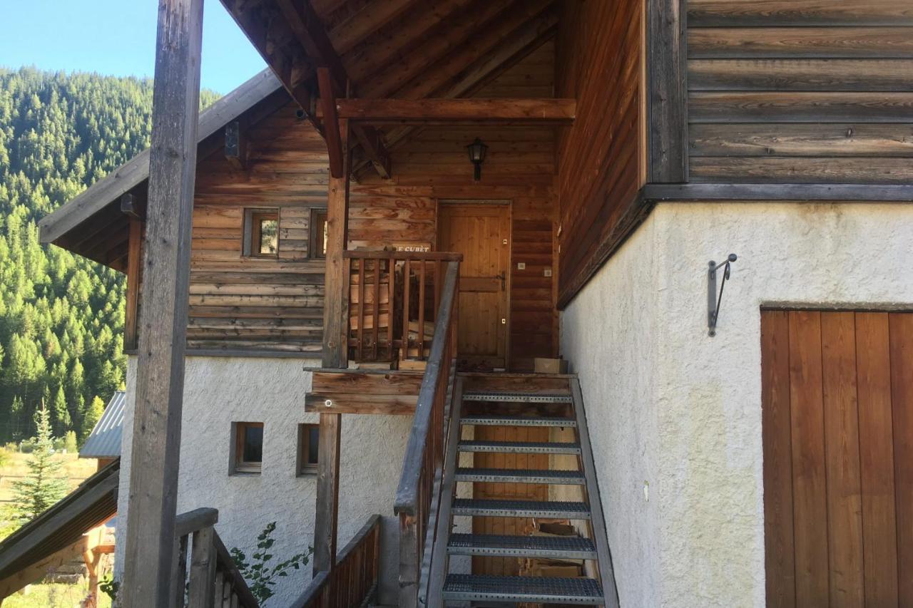Le Cubèt Hameau des Chazals Nevache Hautes Alpes Extérieur photo